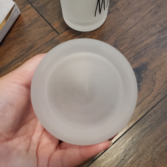 Rae Dunn Mr. & Mrs. Set of 2 Glasses - Picture 4 of 7